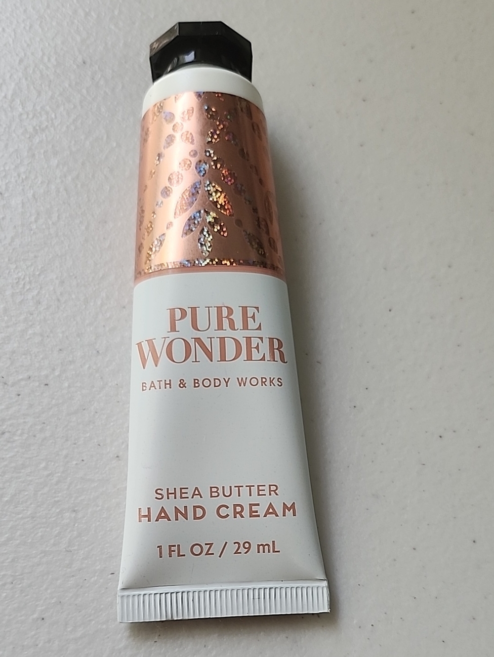 Bath & Body Works Pure Wonder Hand Cream - White & Rose Gold